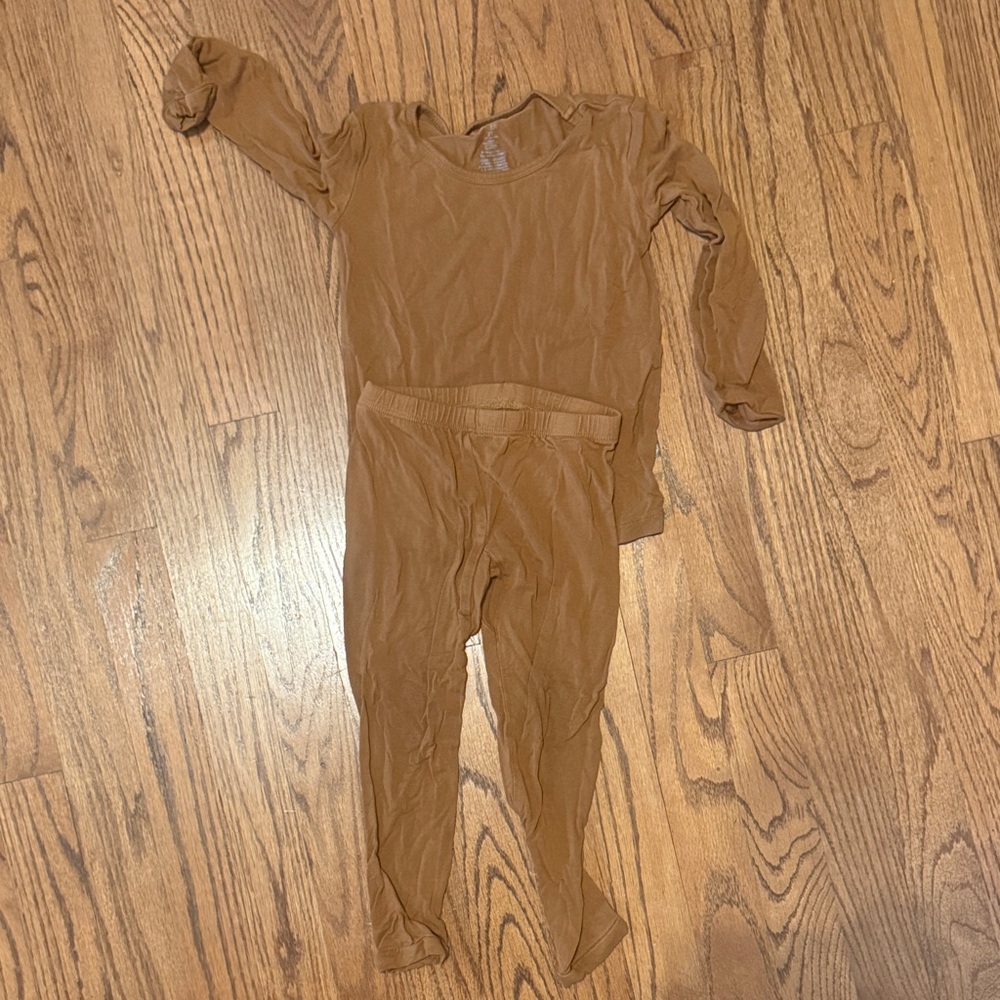 Kyte Baby coffee Brown Long Sleeve Pajama Set